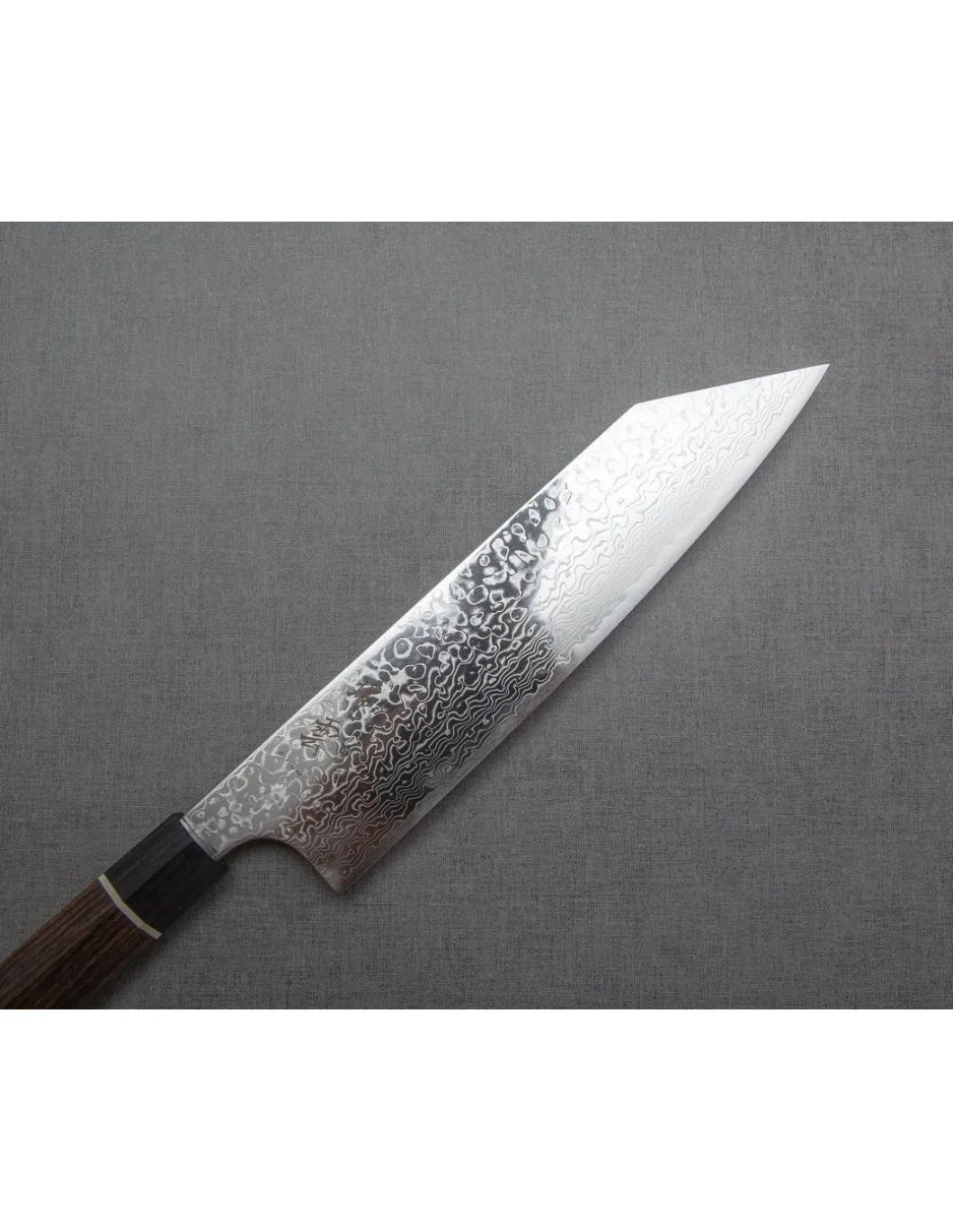 Seki Kanetsugu "Zuiun" R2/SG2 Damascus 21 cm Kiritsuke Gyuto